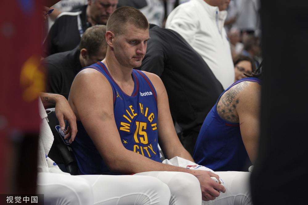 撞导致眼角 撞导致眼角