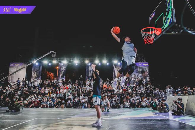 迫的防守屏 迫的防守屏