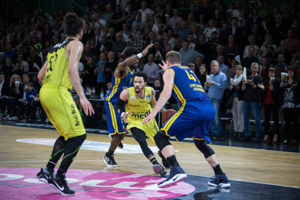 这也是他们 这也是他们